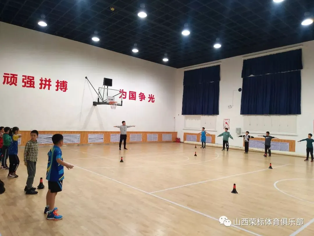 如何通过激励帮助篮球运动员突破瓶颈_1